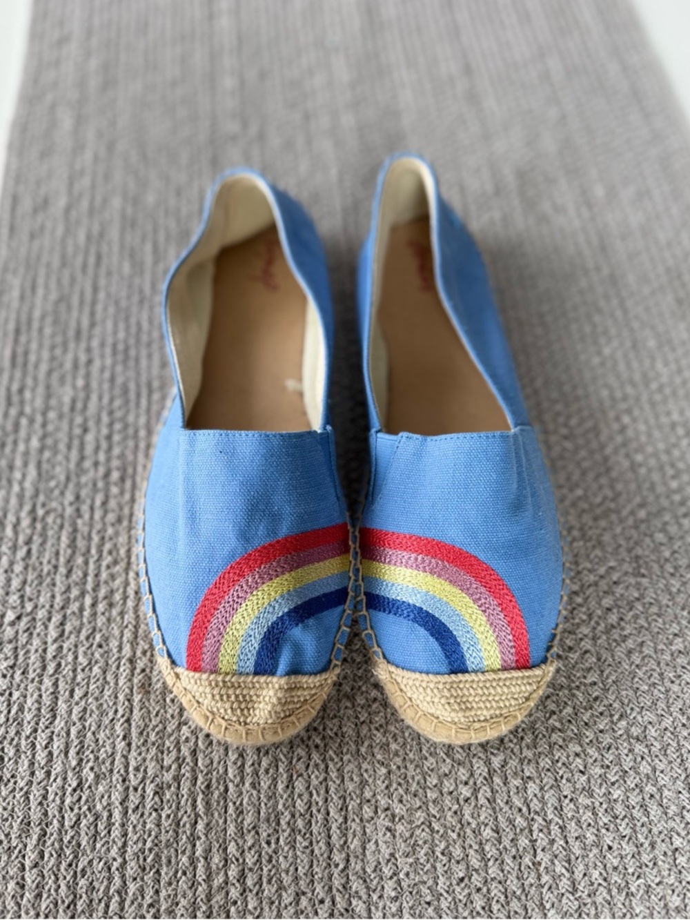 Joules Shelbury Light Blue Rainbow Embroidered Espadrilles Flats Size 39 or 8